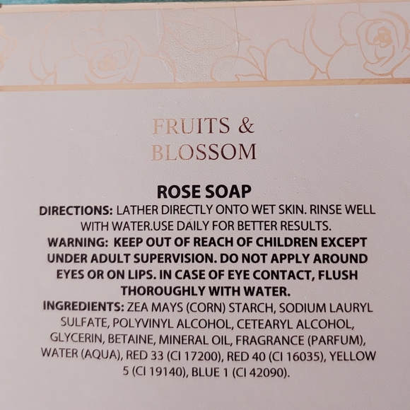 Rose petal soaps - Picture 2 of 2